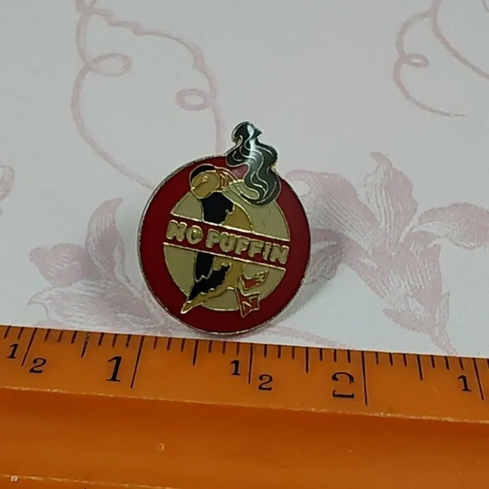 No Puffin Non Smoking Pin for a Hat, Lapel, Lanyard, Jacket or Backpack